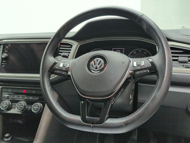 USED 2020 20 VOLKSWAGEN T-ROC 1.0 T-Roc SE TSi 5dr CLICK+COLLECT / HOME DELIVERY