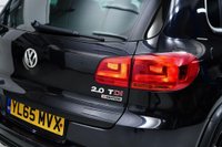 USED 2016 65 VOLKSWAGEN TIGUAN 2.0 TDI BlueMotion Tech R-Line Edition DSG 4WD Euro 6 (s/s) 5dr PAN ROOF | LEATHER | NAV |19s