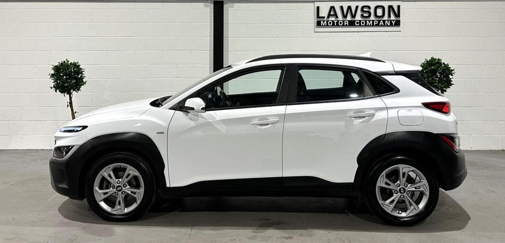 USED 2023 23 HYUNDAI KONA 1.0 T-GDi MHEV SE Connect SUV 5dr Petrol Hybrid Manual Euro 6 (s/s) (120 ps) 