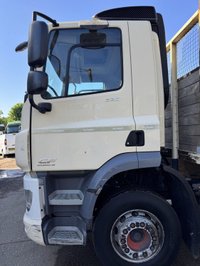 USED 2015 64 DAF CF 2015 DAF CF-330 6x2 Crane Vehicle 