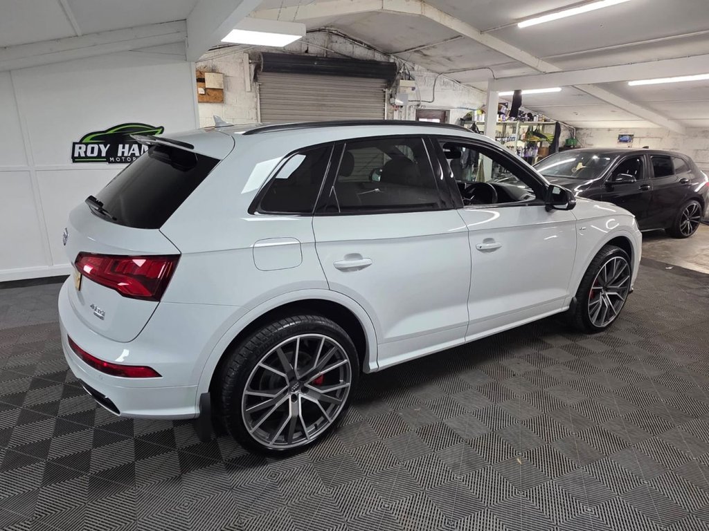 USED 2020 AUDI Q5 2.0 TDI 40 Black Edition SUV 5dr Diesel S Tronic quattro Euro 6 (s/s) (190 ps) Cruise Control - SatNav!