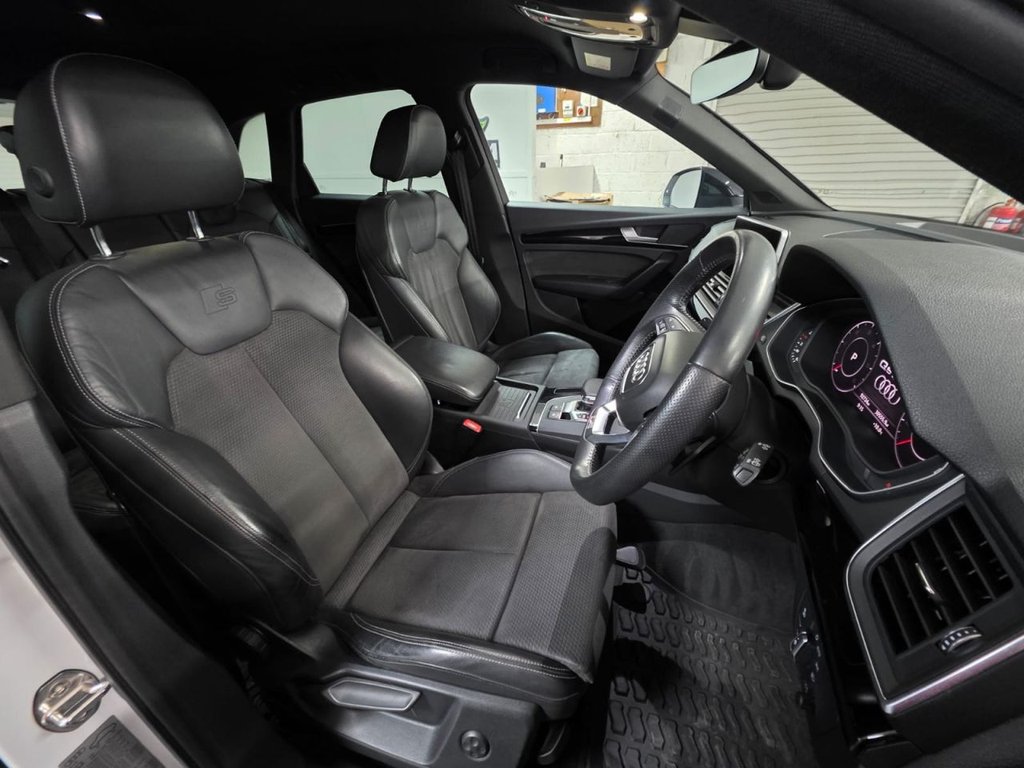 USED 2020 AUDI Q5 2.0 TDI 40 Black Edition SUV 5dr Diesel S Tronic quattro Euro 6 (s/s) (190 ps) Cruise Control - SatNav!