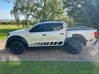 USED 2021 21 NISSAN NAVARA 2.3 dCi N-Guard Pickup Double Cab 4dr Diesel Manual 4WD Euro 6 (s/s) (190 ps) # PEARL WHITE # NO VAT #