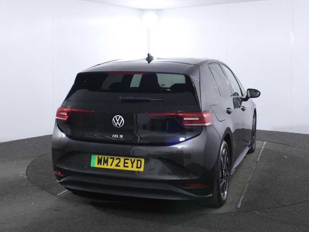 USED 2023 72 VOLKSWAGEN ID.3 Pro Performance 58kWh Family Hatchback 5dr Electric Auto (204 ps) 