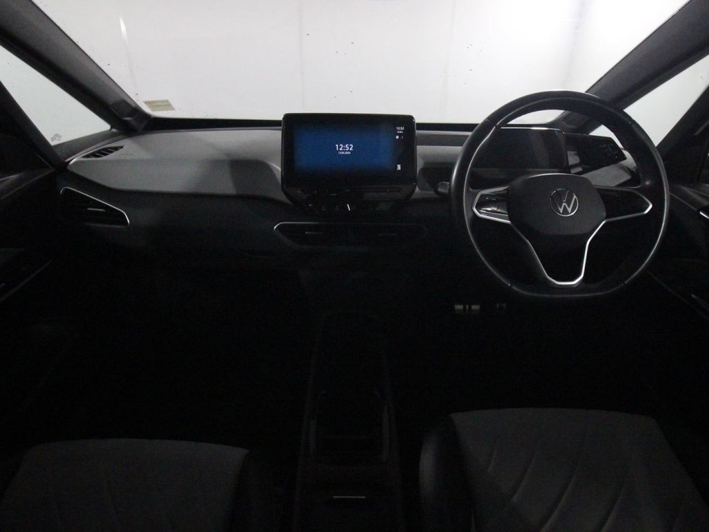 USED 2023 72 VOLKSWAGEN ID.3 Pro Performance 58kWh Family Hatchback 5dr Electric Auto (204 ps) 