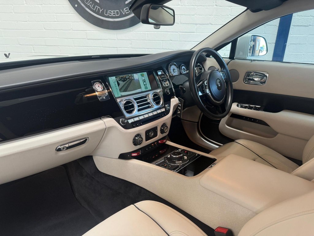 USED 2014 64 ROLLS-ROYCE WRAITH 6.6 V12 Auto Euro 6 2dr STARLIGHT|NIGHT VISION|HUD|FSH