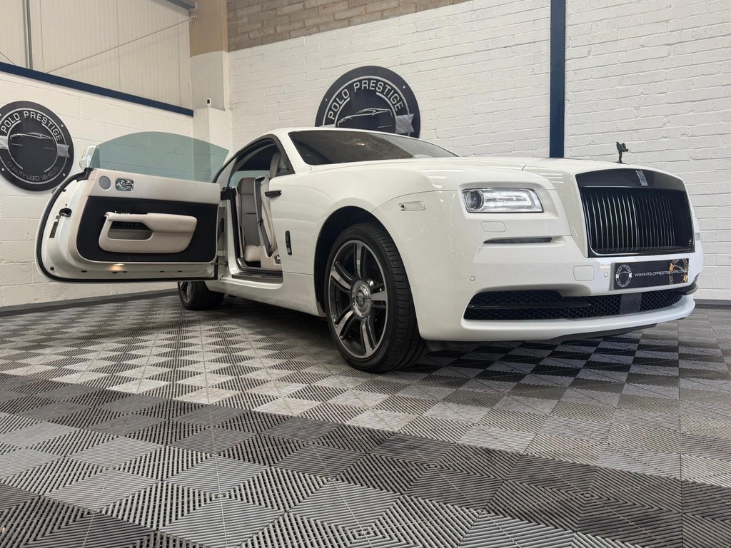 USED 2014 64 ROLLS-ROYCE WRAITH 6.6 V12 Auto Euro 6 2dr STARLIGHT|NIGHT VISION|HUD|FSH