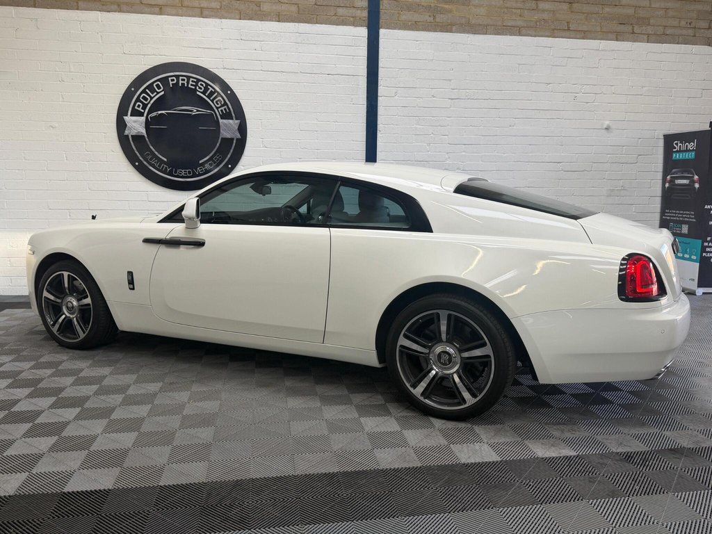 USED 2014 64 ROLLS-ROYCE WRAITH 6.6 V12 Auto Euro 6 2dr STARLIGHT|NIGHT VISION|HUD|FSH