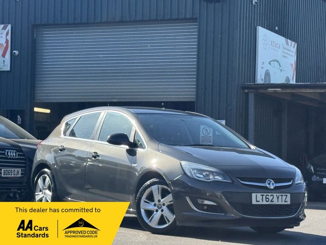 View our Vauxhall Astra 1.7 CDTi SRi Hatchback 5dr Diesel Manual Euro 5 (130 ps)