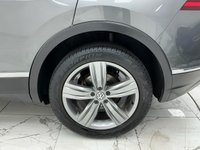 USED 2017 67 VOLKSWAGEN TIGUAN 2.0 TDI SEL SUV 5dr Diesel DSG 4Motion Euro 6 (s/s) (150 ps) Finished In Volkswagens Indium Grey, This Tiguan Comes With An Electric Panoramic Roof, 2 Keys, Front And Rear Parking Sensors, Service History, 12 Months MOT, 3 Months Warranty. Finance And Extended Warranty Available.