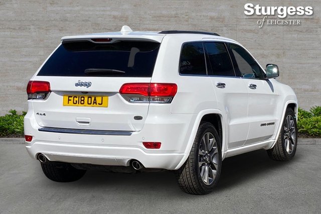 View our JEEP GRAND CHEROKEE