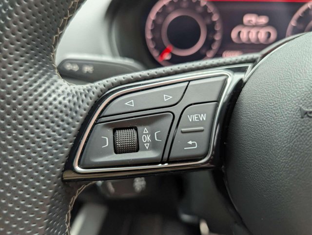USED 2022 71 AUDI Q2 1.5 Q2 Black Edition 35 TFSI Semi-Auto 5dr CLICK+COLLECT / HOME DELIVERY