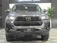 USED 2025 25 TOYOTA HI-LUX 2.4 D-4D Invincible Pickup Double Cab 4dr Diesel Auto 4WD Euro 6 (s/s) (150 ps) 1 OWNER ONLY 2K HARDTOP A/C