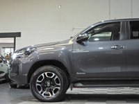 USED 2025 25 TOYOTA HI-LUX 2.4 D-4D Invincible Pickup Double Cab 4dr Diesel Auto 4WD Euro 6 (s/s) (150 ps) 1 OWNER ONLY 2K HARDTOP A/C