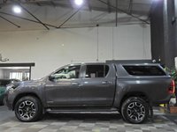 USED 2025 25 TOYOTA HI-LUX 2.4 D-4D Invincible Pickup Double Cab 4dr Diesel Auto 4WD Euro 6 (s/s) (150 ps) 1 OWNER ONLY 2K HARDTOP A/C
