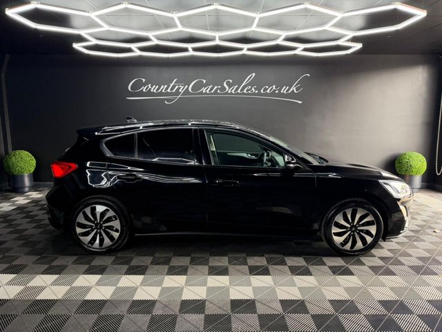 View our FORD FOCUS