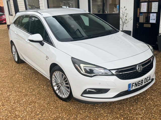 View our Vauxhall Astra 1.6 CDTi ecoTEC BlueInjection Elite Nav Sports Tourer 5dr Diesel Manual Euro 6 (s/s) (110 ps)
