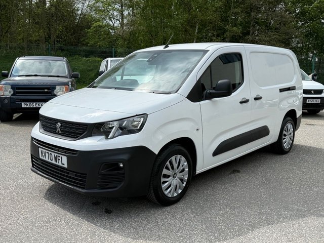 View our PEUGEOT PARTNER