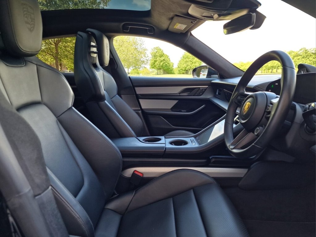 USED 2022 72 PORSCHE TAYCAN Performance Plus 93.4kWh GTS Saloon 4dr Electric Auto 4WD (11kW Charger) (598 ps) FINANCE AVAILABLE