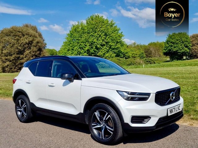 View our VOLVO XC40