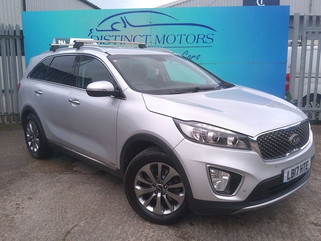 View our KIA SORENTO