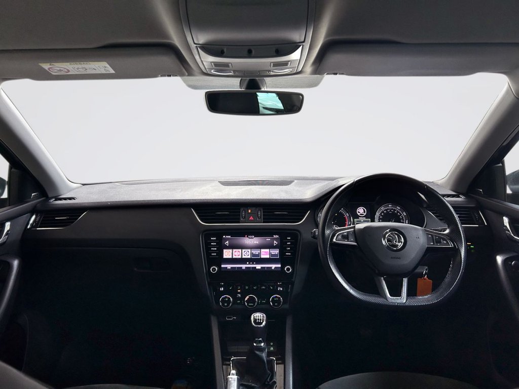 2018 Skoda OCTAVIA — image 3
