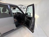 USED 2016 16 LAND ROVER DISCOVERY 4 3.0 SD V6 HSE SUV 5dr Diesel Auto 4WD Euro 6 (s/s) (256 bhp) 7 seater