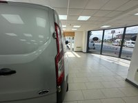 USED 2014 64 FORD TRANSIT CUSTOM 2.2 TDCi 290 Trend Combi Van 5dr Diesel Manual L2 H1 (191 g/km, 123 bhp) Rare Car