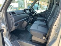 USED 2023 23 RENAULT MASTER 2.3 dCi 35 Business+ Panel Van 4dr Diesel Manual FWD LWB Medium Roof Euro 6 (135 ps) 
