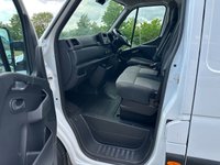 USED 2023 23 RENAULT MASTER 2.3 dCi 35 Business+ Panel Van 4dr Diesel Manual FWD LWB Medium Roof Euro 6 (135 ps) 