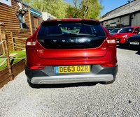 USED 2013 63 VOLVO V40 CROSS COUNTRY 1.6 D2 Lux Hatchback 5dr Diesel Manual Euro 5 (s/s) (115 ps) Clean and tidy example, Cruise control, Climate control, 2 tone leather in black and blonde, DAB radio, App connect with Sat Nav, 17 in Alloy wheels, Metalic paint. Will have a full service and new MOT prior to collection.