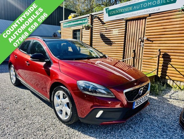 View our Volvo V40 Cross Country 1.6 D2 Lux Hatchback 5dr Diesel Manual Euro 5 (s/s) (115 ps)