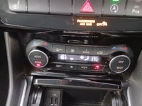 USED 2016 16 INFINITI Q30 1.5d Business Executive Hatchback 5dr Diesel DCT Euro 6 (s/s) (109 ps) 