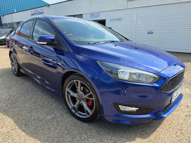 View our Ford Focus 1.0T EcoBoost ST-Line X Hatchback 5dr Petrol Manual Euro 6 (s/s) (140 ps)