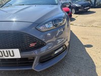USED 2016 16 FORD FOCUS 2.0T EcoBoost ST-3 Hatchback 5dr Petrol Manual Euro 6 (s/s) (250 ps) FULL SERVICE HISTORY
