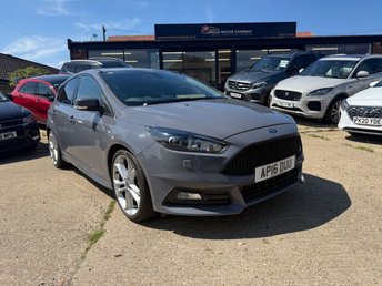 2016 FORD FOCUS