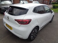 USED 2020 70 RENAULT CLIO 1.0 TCe Iconic Hatchback 5dr Petrol Manual Euro 6 (s/s) (100 ps) NEW SHAPE STUNNING CAR 12 MONTHS MOT