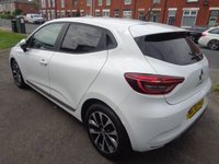 USED 2020 70 RENAULT CLIO 1.0 TCe Iconic Hatchback 5dr Petrol Manual Euro 6 (s/s) (100 ps) NEW SHAPE STUNNING CAR 12 MONTHS MOT