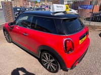 USED 2022 22 MINI HATCH 1.5 Cooper Classic Hatchback 3dr Petrol Manual Euro 6 (s/s) (136 ps) 1 OWNER , SERVICE HISTORY, BLACK LEATHER, ALLOYS, SAT NAV