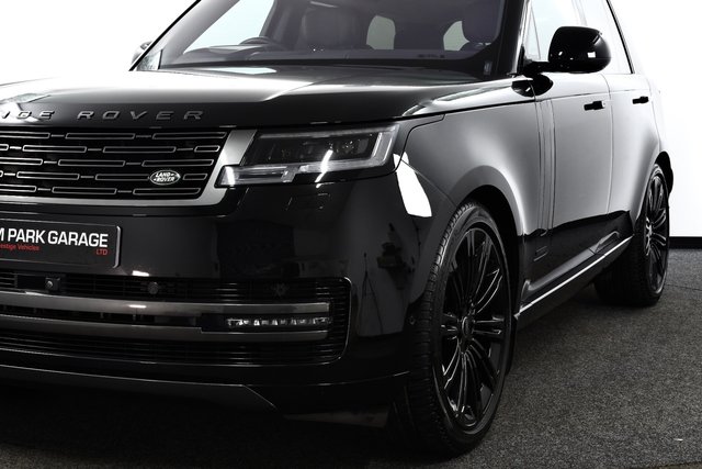 USED 2022 22 LAND ROVER RANGE ROVER 3.0 D350 MHEV Autobiography SUV 5dr Diesel Auto 4WD Euro 6 (s/s) (350 ps) &pound;124k New | Shadow/23"s/HeadUp