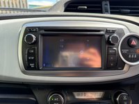 USED 2014 14 TOYOTA YARIS 1.5 VVT-h Trend Hatchback 5dr Petrol Hybrid CVT Euro 5 (101 ps) 