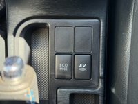 USED 2014 14 TOYOTA YARIS 1.5 VVT-h Trend Hatchback 5dr Petrol Hybrid CVT Euro 5 (101 ps) 