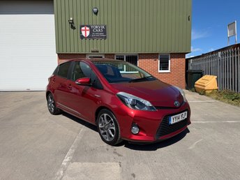 2014 TOYOTA YARIS 1.5 VVT-h Trend Hatchback 5dr Petrol Hybrid CVT Euro 5 (101 ps) &pound;9295.00