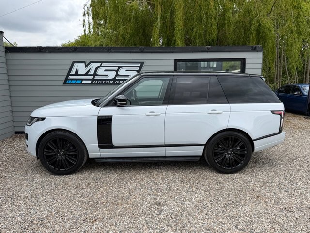 View our LAND ROVER RANGE ROVER