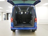 USED 2022 72 VOLKSWAGEN TRANSPORTER T32 2.0 BITDI 204 BHP SWB HIGHLINE DSG AUTO KOMBI 5 SEATER  5 SEATS | SAT NAV | HIGH SPEC | DSG AUTO !