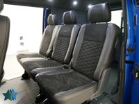 USED 2022 72 VOLKSWAGEN TRANSPORTER T32 2.0 BITDI 204 BHP SWB HIGHLINE DSG AUTO KOMBI 5 SEATER  5 SEATS | SAT NAV | HIGH SPEC | DSG AUTO !