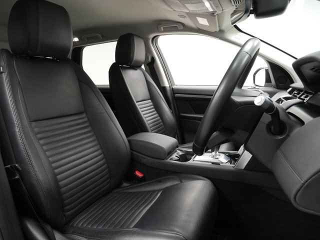 View our LAND ROVER DISCOVERY SPORT