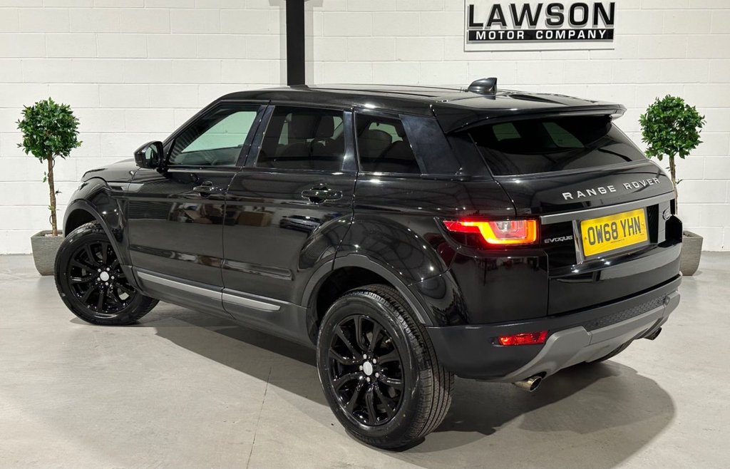 USED 2019 68 LAND ROVER RANGE ROVER EVOQUE 2.0 TD4 SE SUV 5dr Diesel Manual 4WD Euro 6 (s/s) (180 ps) 