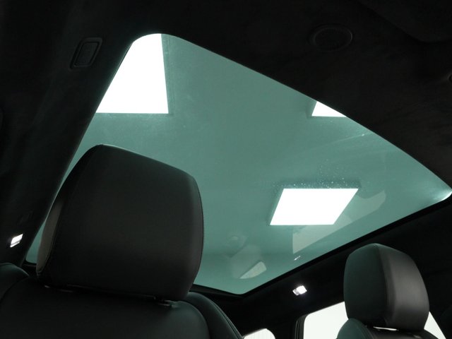 View our LAND ROVER RANGE ROVER EVOQUE