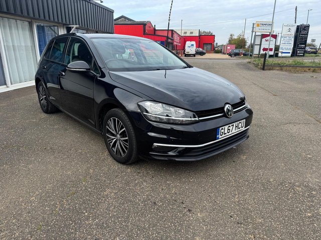 View our VOLKSWAGEN GOLF